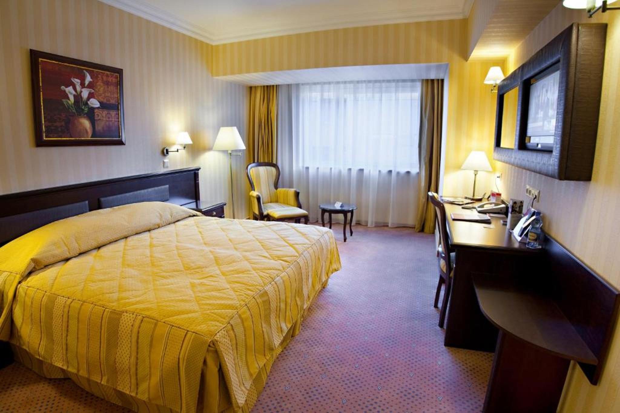 Ramada Hotel & Suites By Wyndham Bucharest North Eksteriør billede