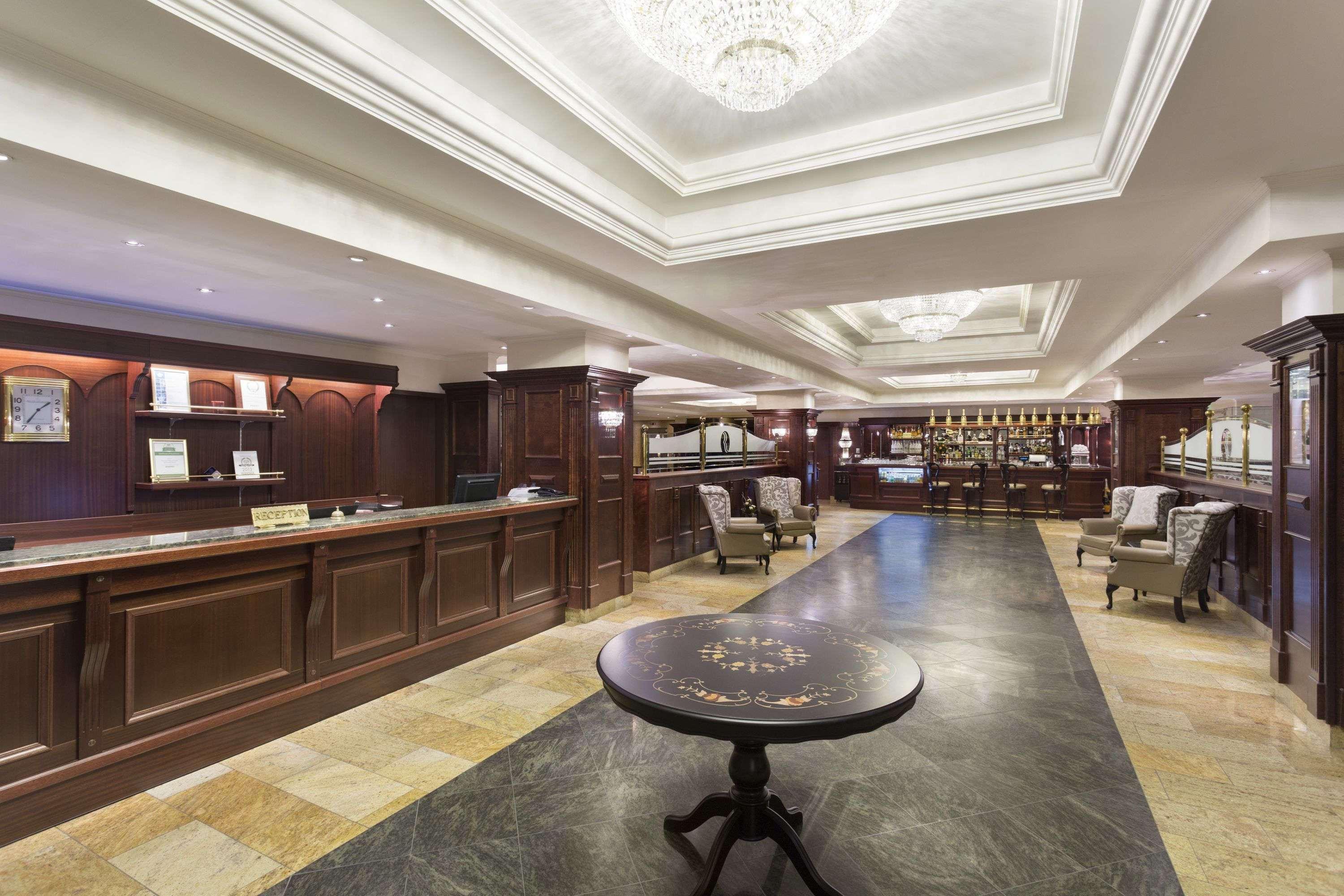 Ramada Hotel & Suites By Wyndham Bucharest North Eksteriør billede